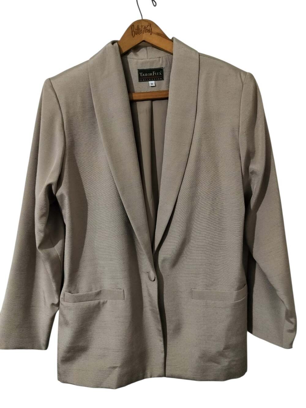 6221)Vtg 90s Tailor Flex Collection 8 Beige Single Button Shawl Collar Blazer